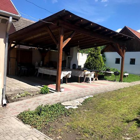 Postakocsi Vendeghaz Kisgyor Hotell Exteriör bild
