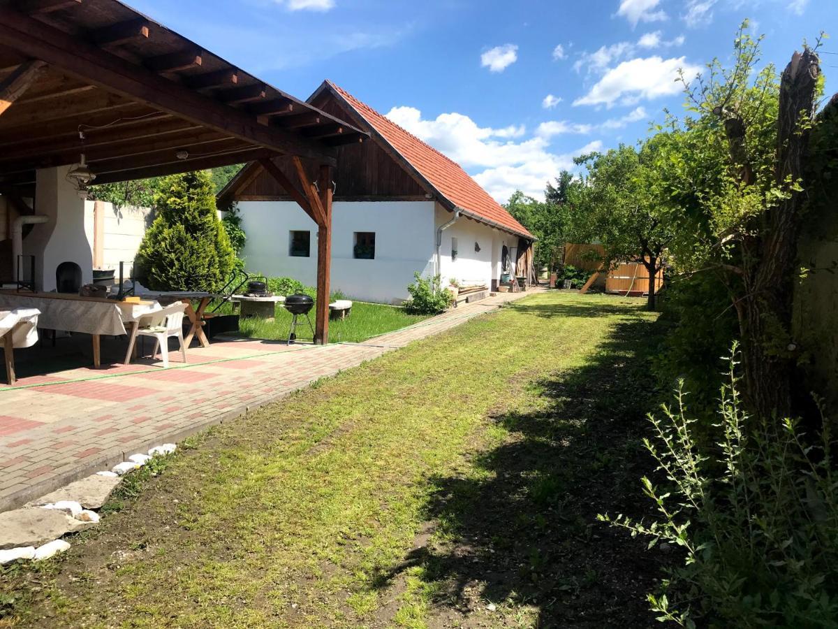 Postakocsi Vendeghaz Kisgyor Hotell Exteriör bild